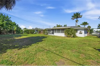 446 El Dorado Pkwy E, Cape Coral, FL 33904 - Photo 32