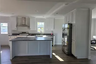 101 Oak Ln, Fort Myers, FL 33908 - Photo 6