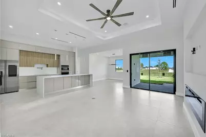 1901 NW 27th St, Cape Coral, FL 33993 - Photo 6