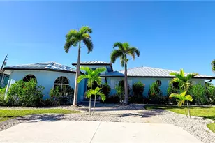 201 Randy Ln, Fort Myers Beach, FL 33931 - Photo 2