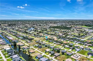 2004 SW 30th St, Cape Coral, FL 33914 - Photo 6