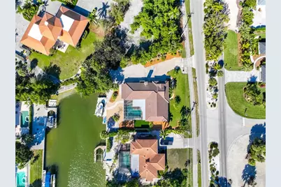 1019 Lindgren Blvd, Sanibel, FL 33957 - Photo 50