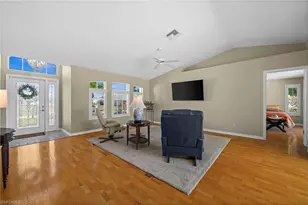 2926 SW 38th Terrace, Cape Coral, FL 33914 - Photo 8