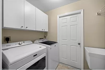 2926 SW 38th Ter, Cape Coral, FL 33914 - Photo 24