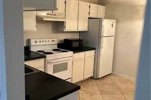 6461 Aragon Way, Fort Myers, FL 33966 - Photo 10