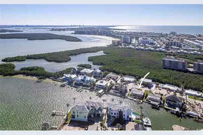 49 Fairview Blvd, Fort Myers Beach, FL 33931 - Photo 22