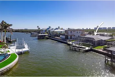 49 Fairview Blvd, Fort Myers Beach, FL 33931 - Photo 12