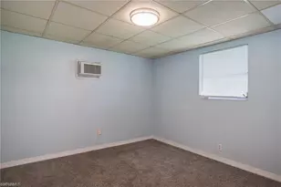 10461 McGregor Blvd, Fort Myers, FL 33919 - Photo 12