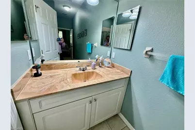 19933 Lake Vista Cir, Lehigh Acres, FL 33936 - Photo 22