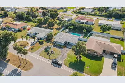 616 El Dorado Pkwy E, Cape Coral, FL 33904 - Photo 28