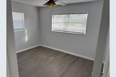 2711 Elmwood St, Fort Myers, FL 33901 - Photo 8