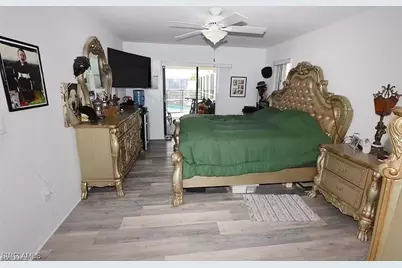 215 SE 1st Pl, Cape Coral, FL 33990 - Photo 14