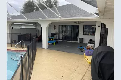 215 SE 1st Pl, Cape Coral, FL 33990 - Photo 24