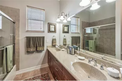 5727 Riverside Dr, Cape Coral, FL 33904 - Photo 28