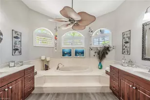 5727 Riverside Dr, Cape Coral, FL 33904 - Photo 22