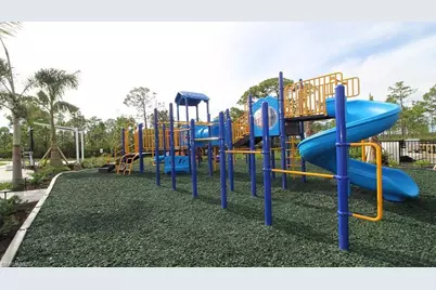 3488 Acapulco Cir, Cape Coral, FL 33909 - Photo 16