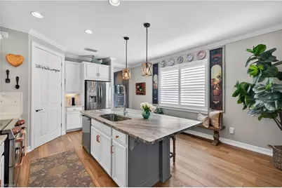 28268 Seasons Tide Ave, Bonita Springs, FL 34135 - Photo 6