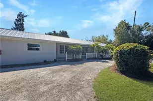 15206 Stringfellow Rd, Bokeelia, FL 33922 - Photo 4