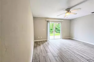 523 SE 24th Ave, Cape Coral, FL 33990 - Photo 8