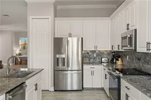 7071 San Lorenzo Ct, Fort Myers, FL 33966 - Photo 8