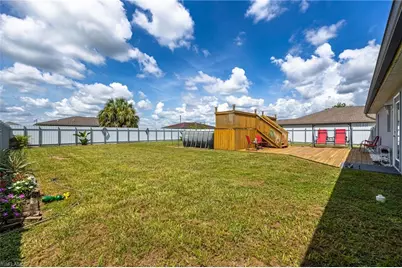 7004 Beaver Cir, Labelle, FL 33935 - Photo 20