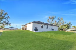 911 NW 37th Pl, Cape Coral, FL 33993 - Photo 28