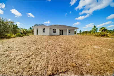 910 North Ave, Lehigh Acres, FL 33972 - Photo 8