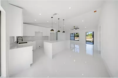 809 Anaconda Ave S, Lehigh Acres, FL 33974 - Photo 12