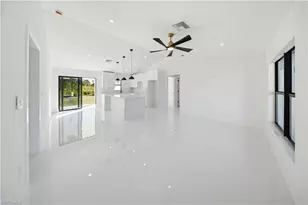 809 Anaconda Ave S, Lehigh Acres, FL 33974 - Photo 10