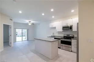 3303 SW 8th Pl, Cape Coral, FL 33914 - Photo 2