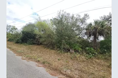 1222 Roosevelt Ave, Lehigh Acres, FL 33972 - Photo 2