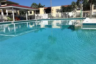 12505 McGregor Blvd, Fort Myers, FL 33919 - Photo 20