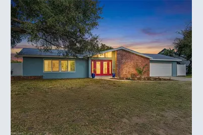 541 Bayside Dr, Fort Myers, FL 33919 - Photo 6