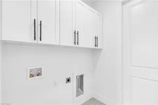 2503 41st St SW, Lehigh Acres, FL 33976 - Photo 8