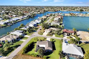 215 SE 12th Ave, Cape Coral, FL 33990 - Photo 4