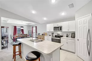 1119 NE 39th St, Cape Coral, FL 33909 - Photo 8