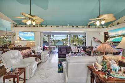 907 SW 51st Ter, Cape Coral, FL 33914 - Photo 10