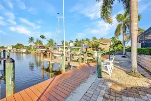 907 SW 51st Terrace, Cape Coral, FL 33914 - Photo 38