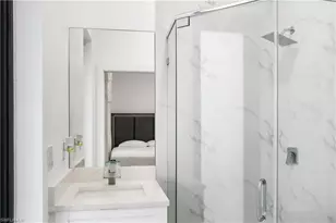 331 NE 7th St, Cape Coral, FL 33909 - Photo 8