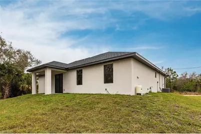 2816 31st St W, Lehigh Acres, FL 33971 - Photo 34