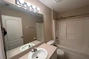 2016 NE 7th Pl, Cape Coral, FL 33909 - Photo 6