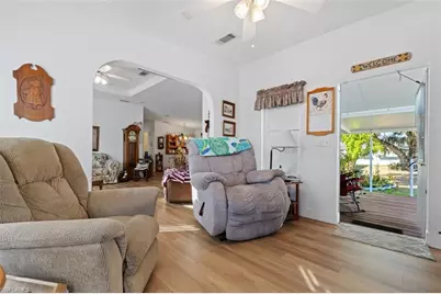 925 Yacht Club Way NW, Moore Haven, FL 33471 - Photo 12