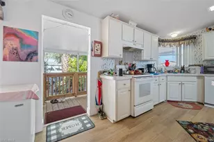 925 Yacht Club Way NW, Moore Haven, FL 33471 - Photo 6