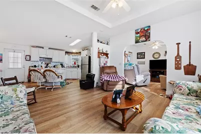 925 Yacht Club Way NW, Moore Haven, FL 33471 - Photo 10