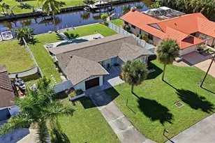 1432 Wellington Ct, Cape Coral, FL 33904 - Photo 2