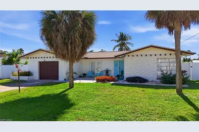 1432 Wellington Ct, Cape Coral, FL 33904 - Photo 46