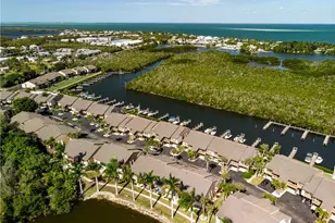 7564 Captains Harbor Dr, Bokeelia, FL 33922 - Photo 38