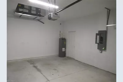 2026 NE 25th St, Cape Coral, FL 33909 - Photo 4