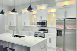 2709 NW 41st Pl, Cape Coral, FL 33993 - Photo 10