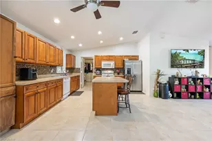 825 N Datil St, Clewiston, FL 33440 - Photo 6